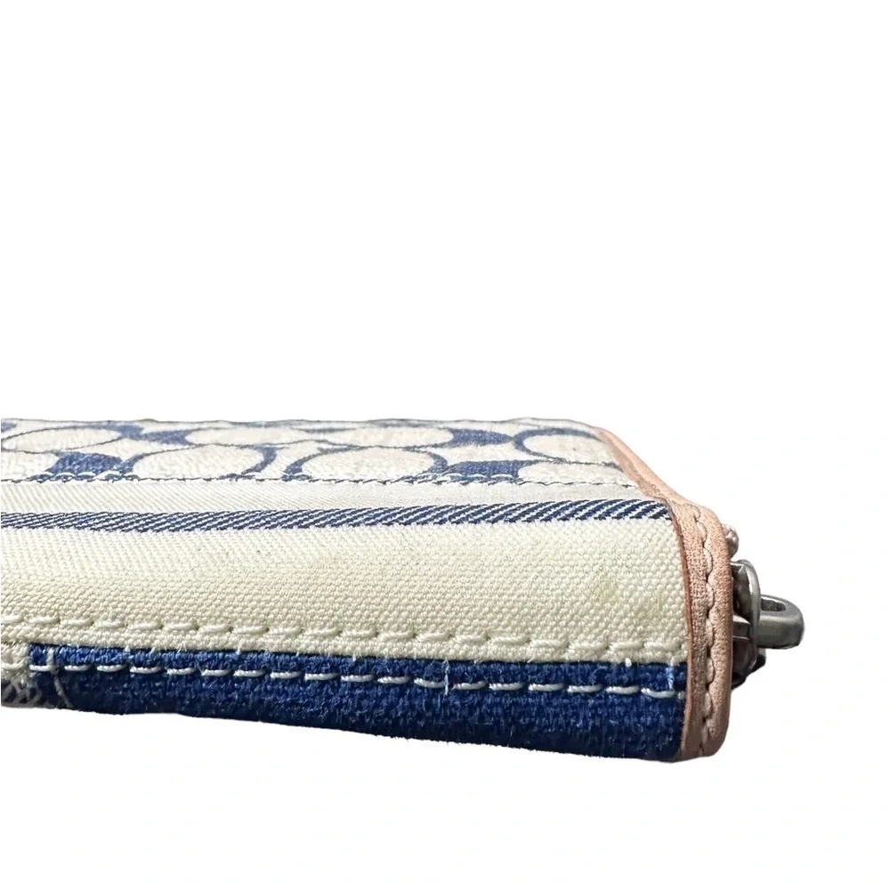 COACH Daisy Patchwork Emma Blue & White Tote w/ Matching Wallet - Picture 14 of 15